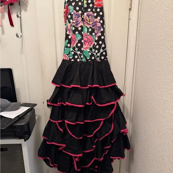 Floral Ruffled Bata de Cola Skirt - Picture 1 of 11